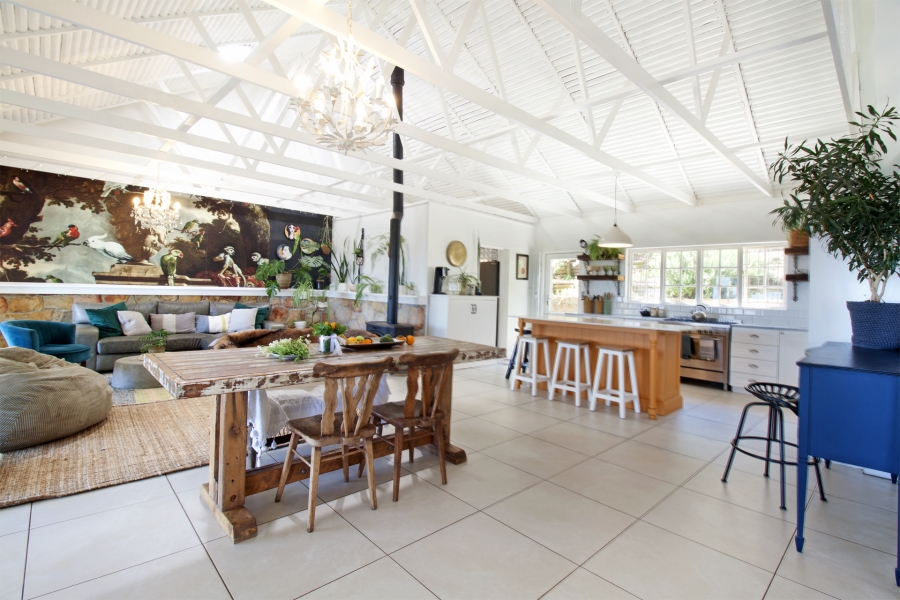 To Let 5 Bedroom Property for Rent in San Michel Western Cape